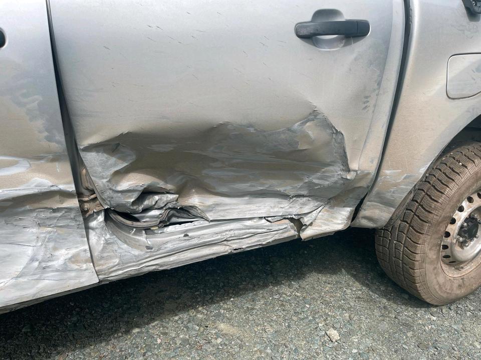 Ford Ranger 2.2 Diesel  4X4 пробіг: 71210 рік: Dezember 2014 Diesel потужність:150 PS коробка: Manuell ціна: 5900 - Фото 9