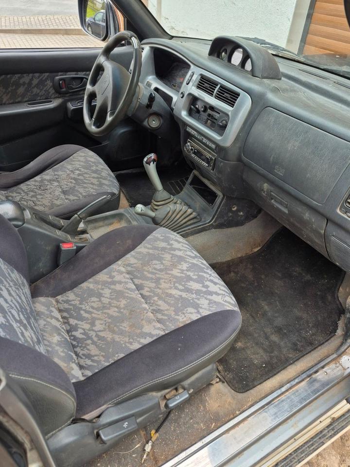 Mitsubishi L200 пробіг: 276000 рік: Januar 2000 Diesel потужність:99 PS коробка: Manuell ціна: 5000 - Фото 5