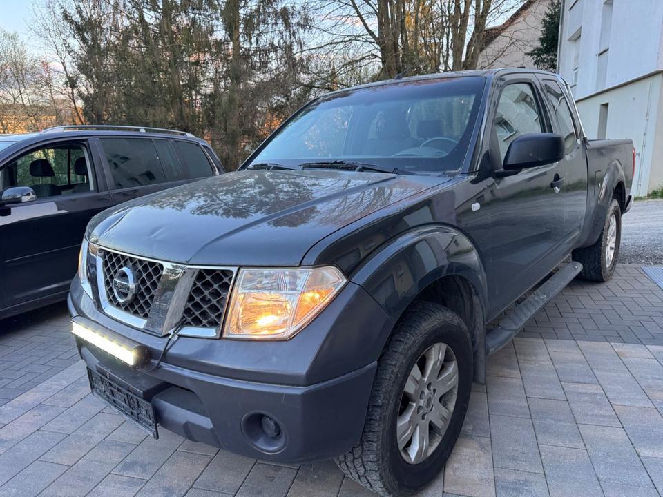 Nissan Navara Pickup KingCab Comfort 4X4 пробіг: 143000 Unbeschädigtes Fahrzeug рік: Februar 2006 потужність:174 PS потужність:174 PS коробка: Manuell ціна: 5000 - Фото 1