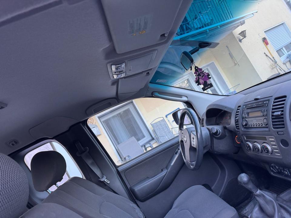 Nissan Navara Pickup KingCab Comfort 4X4 пробіг: 143000 Unbeschädigtes Fahrzeug рік: Februar 2006 потужність:174 PS потужність:174 PS коробка: Manuell ціна: 5000 - Фото 10