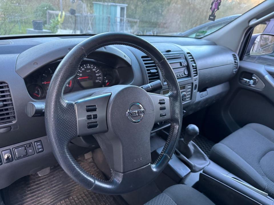 Nissan Navara Pickup KingCab Comfort 4X4 пробіг: 143000 Unbeschädigtes Fahrzeug рік: Februar 2006 потужність:174 PS потужність:174 PS коробка: Manuell ціна: 5000 - Фото 13