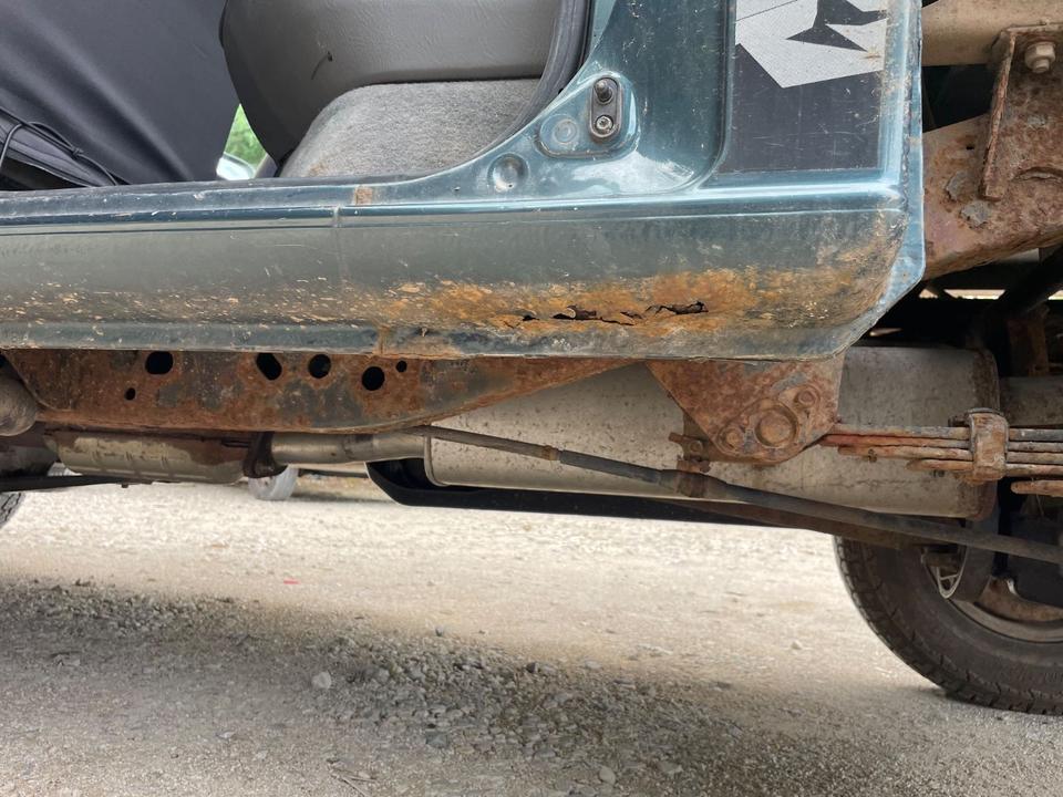Купити авто для ЗСУ Ford Ranger Doppelkabine 4X4  пробіг: 171000 рік: Oktober 1999 коробка: Manuell ціна: 4499 - Фото 12