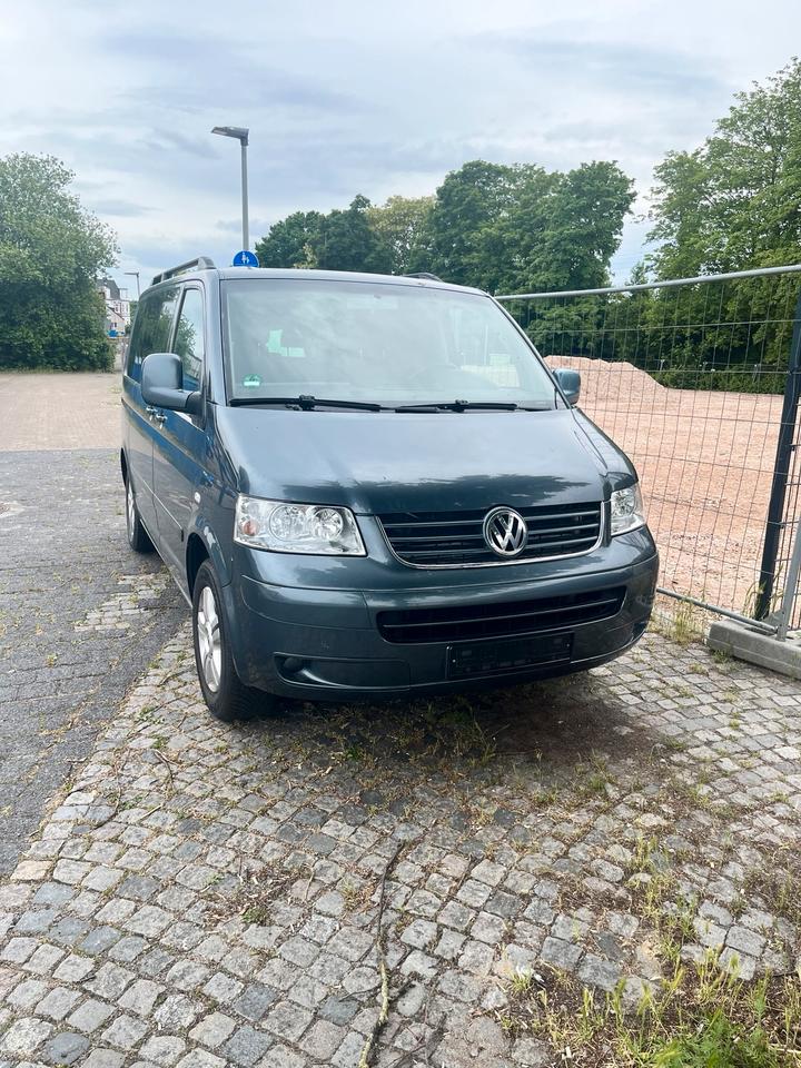 VW T 5 Multivan März 2025 пробіг: 164911 рік: Mai 2004 Diesel потужність:131 PS коробка: Manuell ціна: 2999 - Фото 0