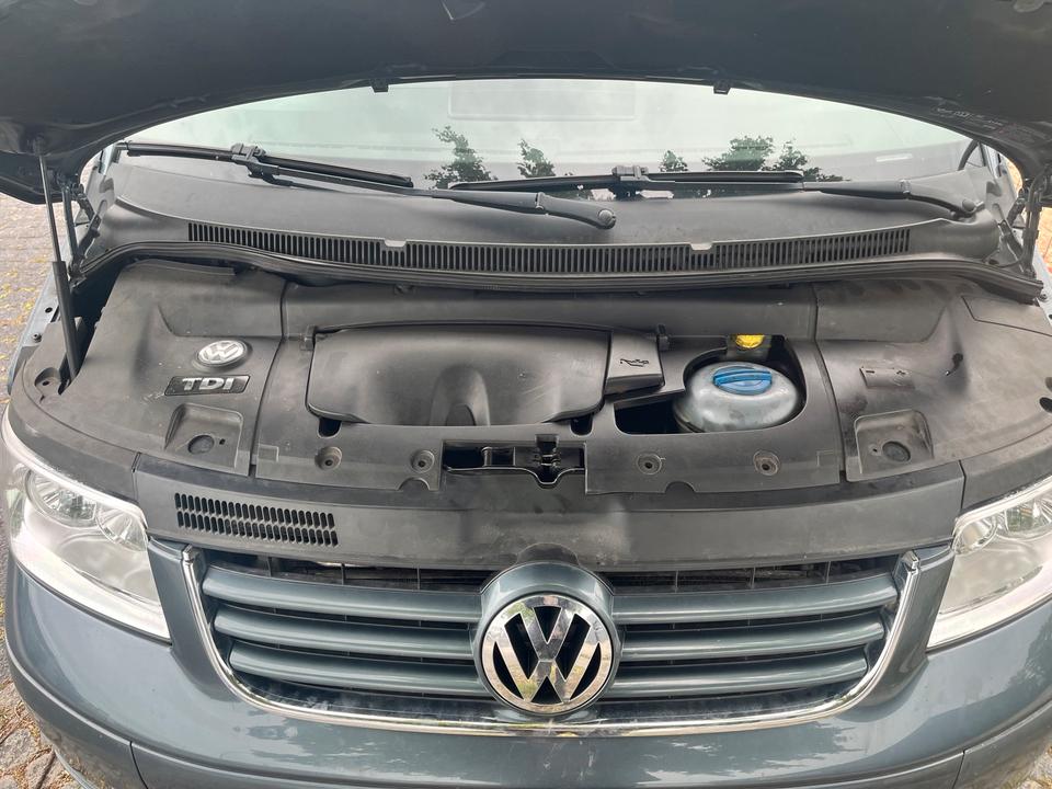 VW T 5 Multivan März 2025 пробіг: 164911 рік: Mai 2004 Diesel потужність:131 PS коробка: Manuell ціна: 2999 - Фото 10