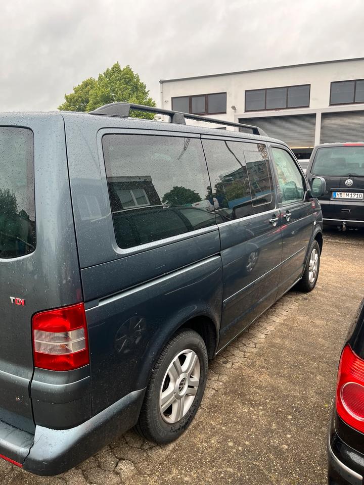 VW T 5 Multivan März 2025 пробіг: 164911 рік: Mai 2004 Diesel потужність:131 PS коробка: Manuell ціна: 2999 - Фото 2