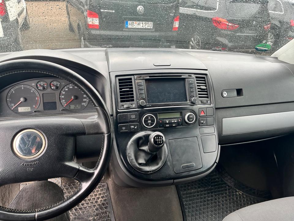 VW T 5 Multivan März 2025 пробіг: 164911 рік: Mai 2004 Diesel потужність:131 PS коробка: Manuell ціна: 2999 - Фото 5