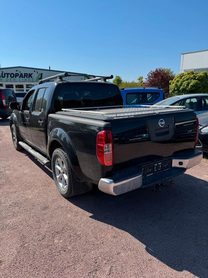 Пригнати надійне авто для військових Nissan Navara Pickup Double Cab LE 4X4  пробіг: 166700 Diesel ціна: 5555 - Фото 1