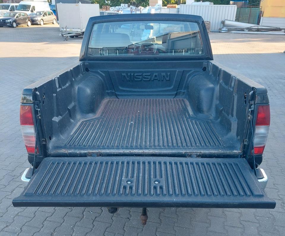 Nissan Navara NP300 Pick-up Double Cab 4X4 пробіг: 220000 рік: März 2009 Diesel потужність:133 PS коробка: Manuell ціна: 5500 - Фото 10