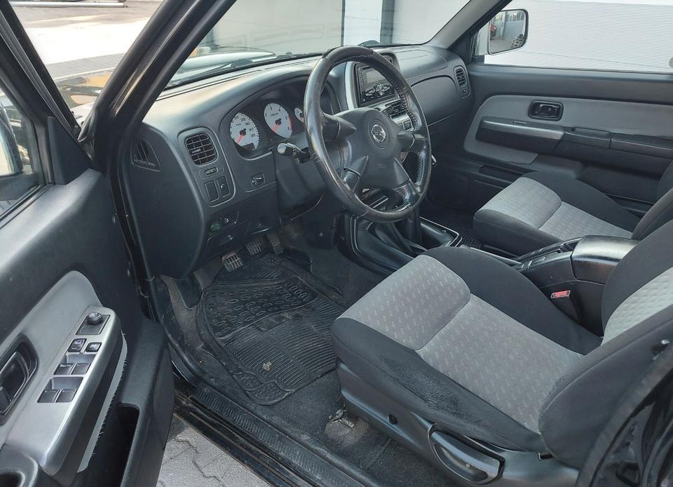 Nissan Navara NP300 Pick-up Double Cab 4X4 пробіг: 220000 рік: März 2009 Diesel потужність:133 PS коробка: Manuell ціна: 5500 - Фото 8