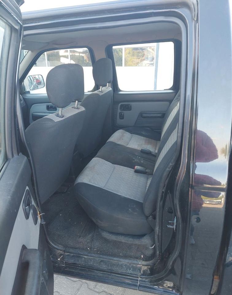 Nissan Navara NP300 Pick-up Double Cab 4X4 пробіг: 220000 рік: März 2009 Diesel потужність:133 PS коробка: Manuell ціна: 5500 - Фото 9