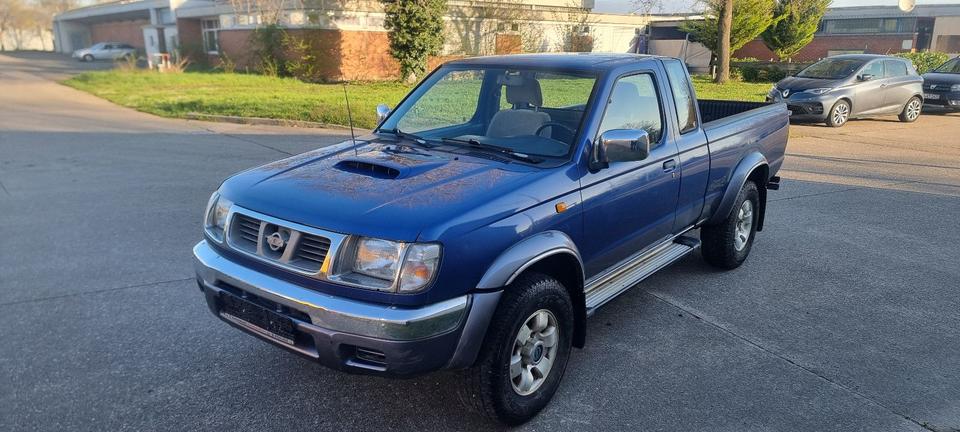 Nissan Navara 4X4 пробіг: 240000 рік: März 1999 Diesel потужність:103 PS коробка: Manuell ціна: 5990 - Фото 0