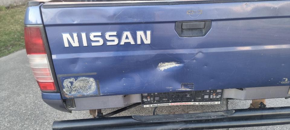 Nissan Navara 4X4 пробіг: 240000 рік: März 1999 Diesel потужність:103 PS коробка: Manuell ціна: 5990 - Фото 5