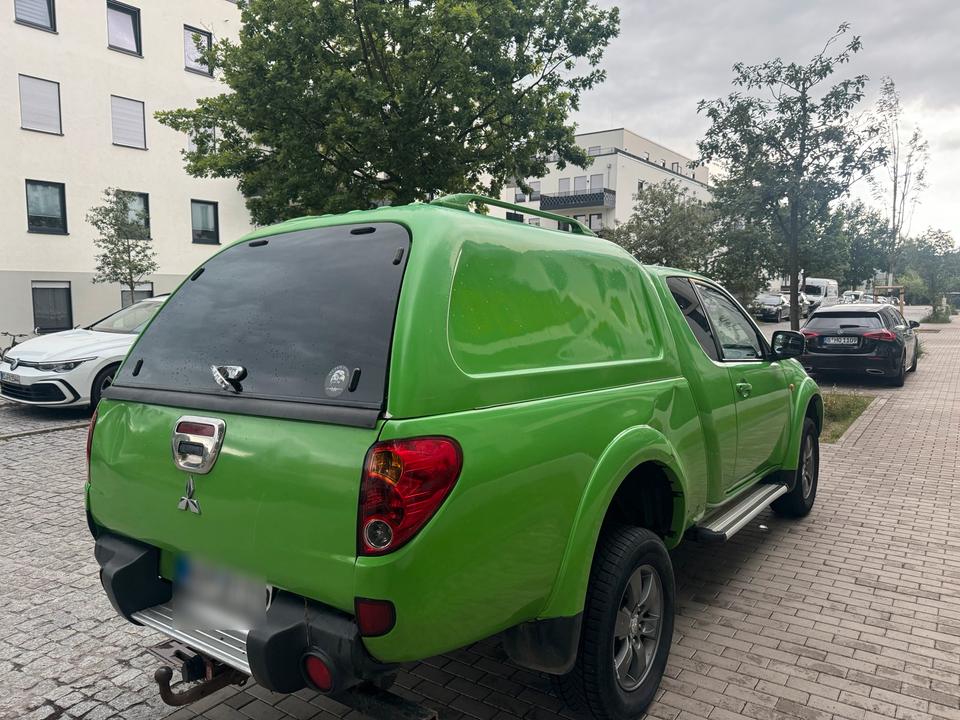 Mitsubishi l200 Pick up 4x4 пробіг: 342000 рік: Juni 2008 Diesel потужність:156 PS ціна: 5900 - Фото 2