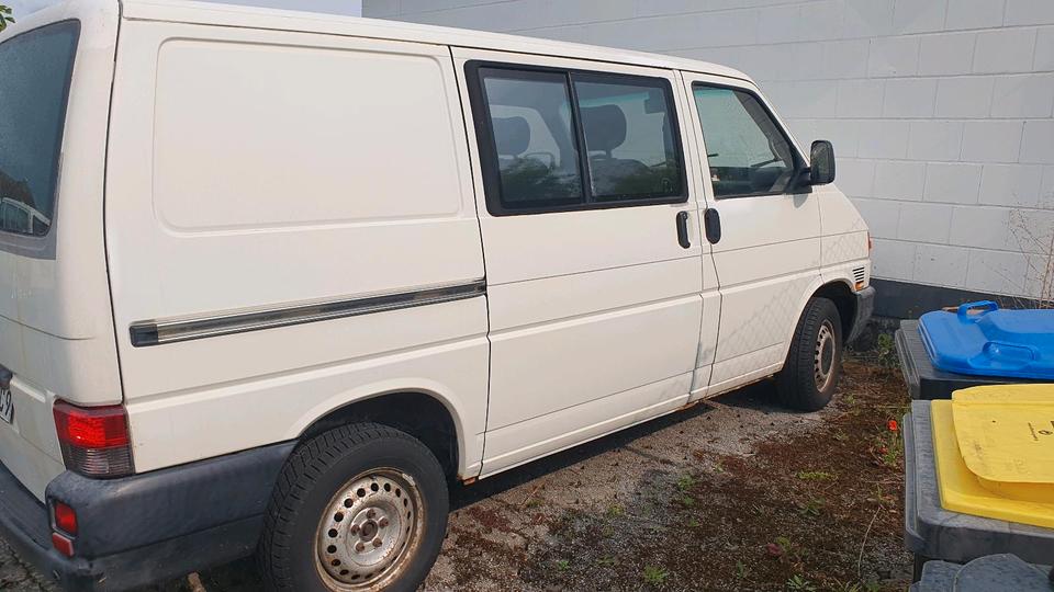 T4 Transporter AHK LKW 1.9 ABL Diesel Multivan Unbeschädigtes Fahrzeug рік: Januar 2025 Diesel потужність:68 PS коробка: Manuell ціна: 3995 - Фото 1