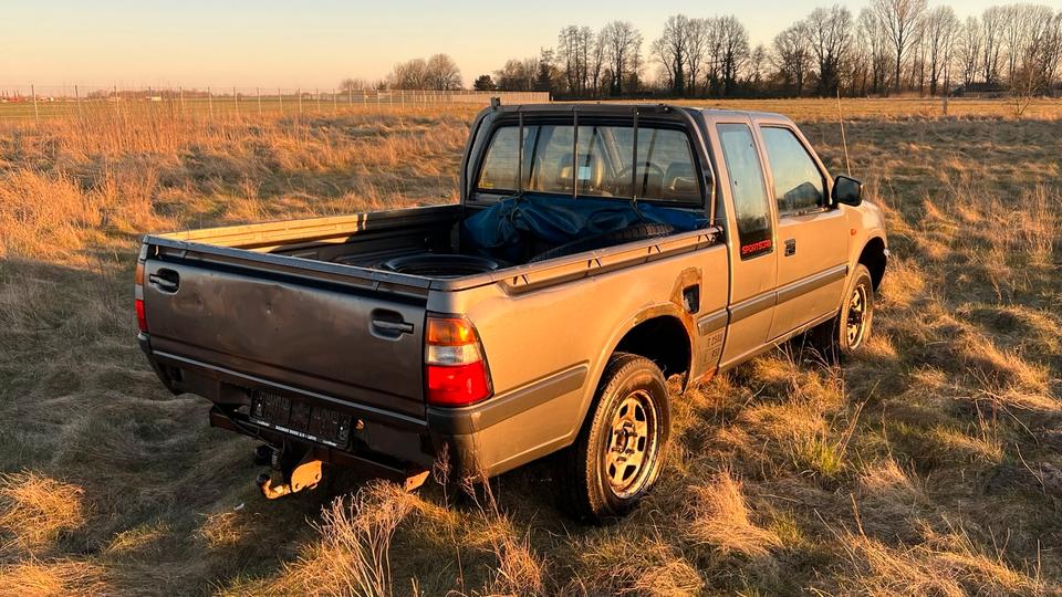 Opel Campo 4x4  пробіг: 160381 рік: März 2004 Diesel коробка: Manuell ціна: 3850 - Фото 2