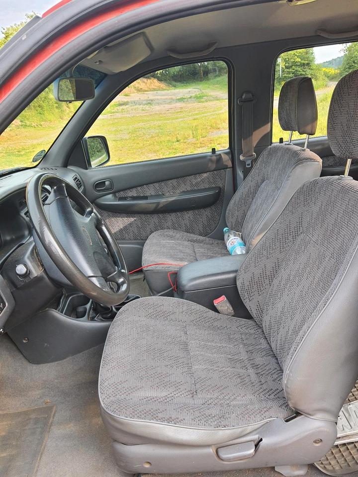 Ford Ranger 2.5l Turbodiesel 4x4 пробіг: 226000 рік: Juli 2000 Diesel потужність:109 PS коробка: Manuell ціна: 3900 - Фото 4