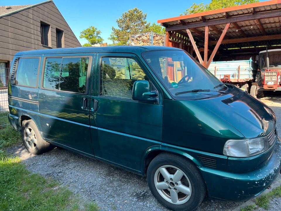 Volkswagen T4 Multivan пробіг: 280000 рік: April 2000 Diesel потужність:151 PS коробка: Manuell ціна: 3500 - Фото 4