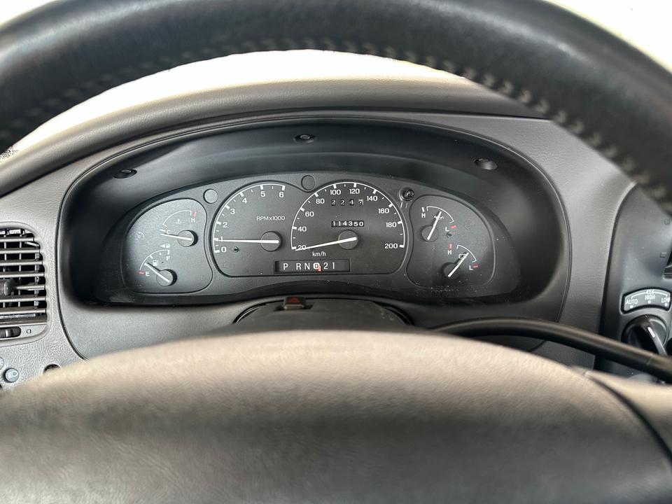 Купити позашляховик для потреб військових Ford Explorer 4.0 V6  пробіг: 114400 рік: November 1999 Benzin потужність:204 PS ціна: 2500 - Фото 18