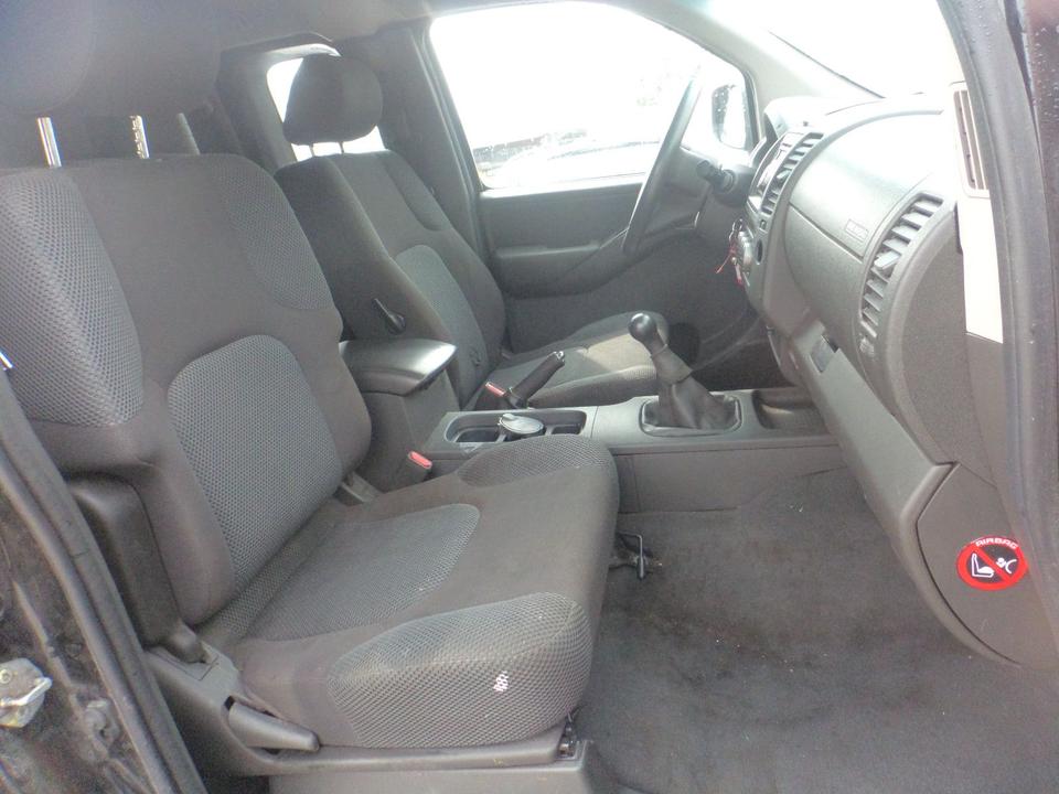 Nissan Navara Pickup KingCab  4X4 Klima пробіг: 379000 рік: Dezember 2008 Diesel потужність:171 PS коробка: Manuell ціна: 3999 - Фото 11