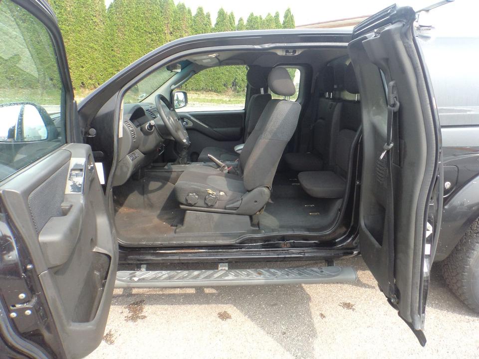 Nissan Navara Pickup KingCab  4X4 Klima пробіг: 379000 рік: Dezember 2008 Diesel потужність:171 PS коробка: Manuell ціна: 3999 - Фото 12