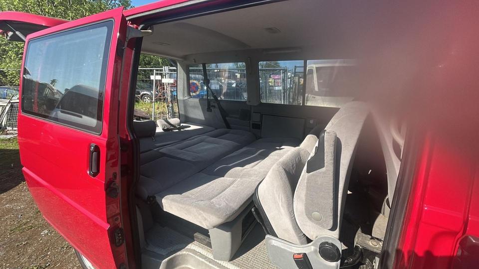 T4 multivan пробіг: 404000 рік: Dezember 1998 Diesel потужність:102 PS коробка: Manuell ціна: 3900 - Фото 3