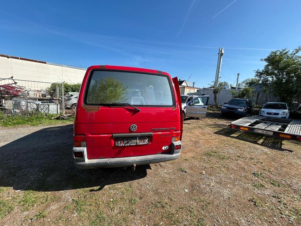 T4 multivan пробіг: 404000 рік: Dezember 1998 Diesel потужність:102 PS коробка: Manuell ціна: 3900 - Фото 7