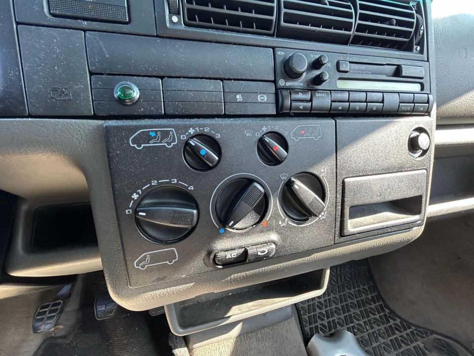 T4 multivan пробіг: 404000 рік: Dezember 1998 Diesel потужність:102 PS коробка: Manuell ціна: 3900 - Фото 9