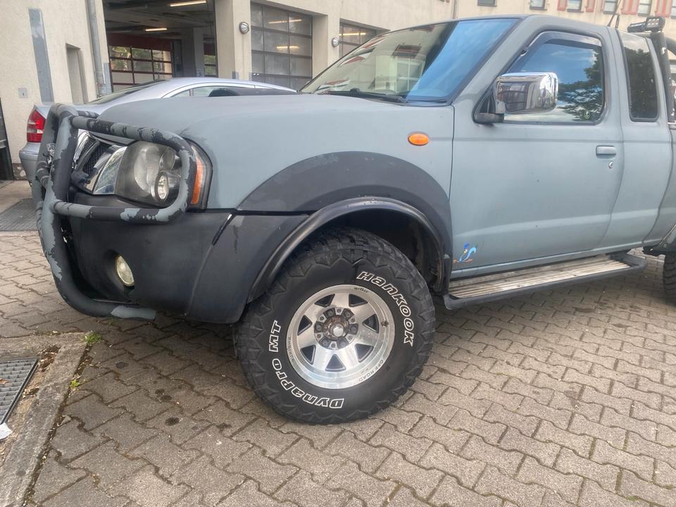 Nissan D22 Pickup 4x4 пробіг: 230000 рік: Februar 2003 Diesel потужність:137 PS коробка: Manuell Mai 2027 ціна: 5500 - Фото 10