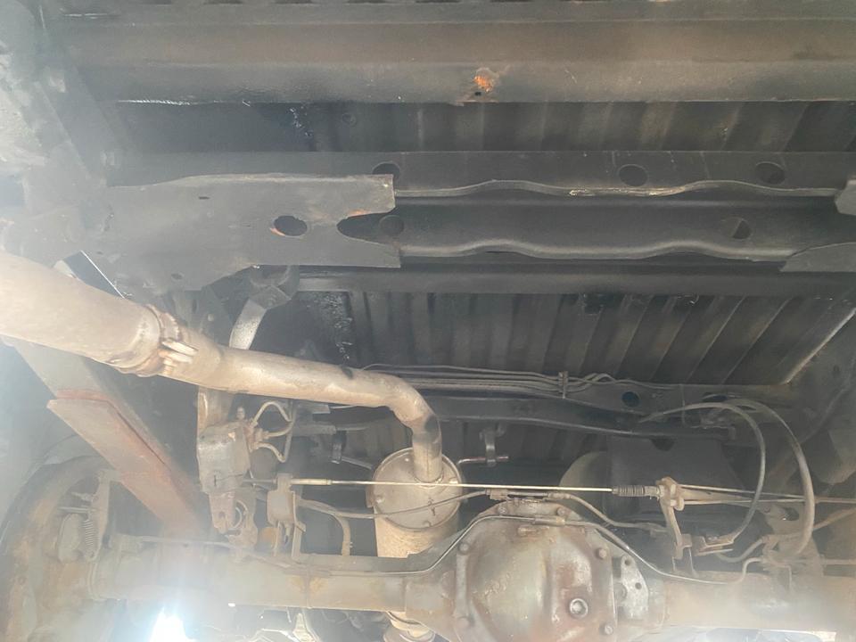 Nissan D22 Pickup 4x4 пробіг: 230000 рік: Februar 2003 Diesel потужність:137 PS коробка: Manuell Mai 2027 ціна: 5500 - Фото 16