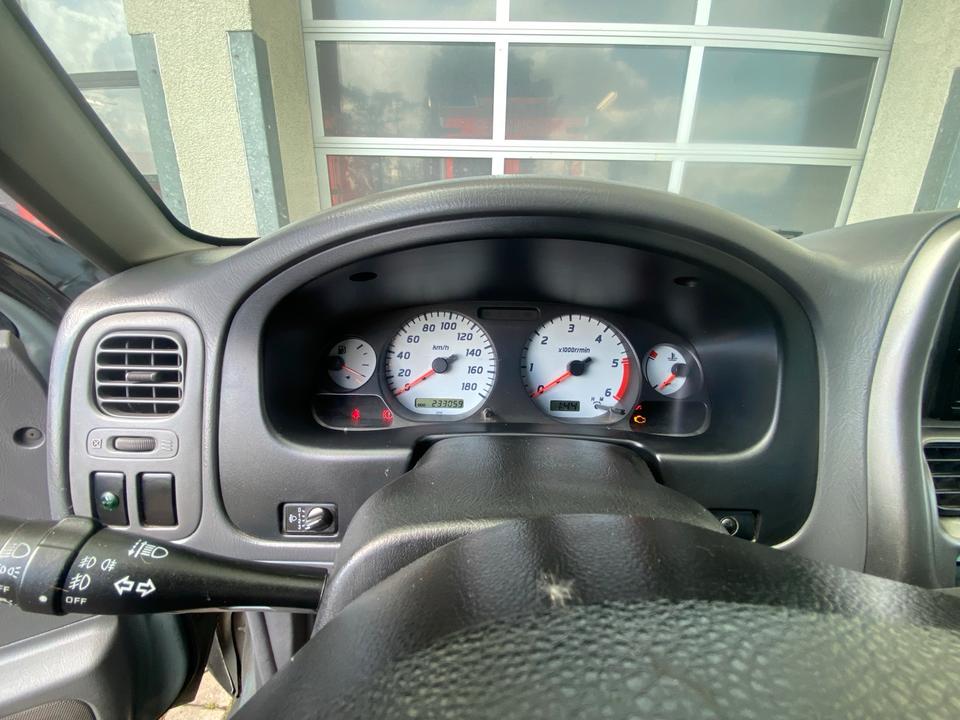 Nissan D22 Pickup 4x4 пробіг: 230000 рік: Februar 2003 Diesel потужність:137 PS коробка: Manuell Mai 2027 ціна: 5500 - Фото 8