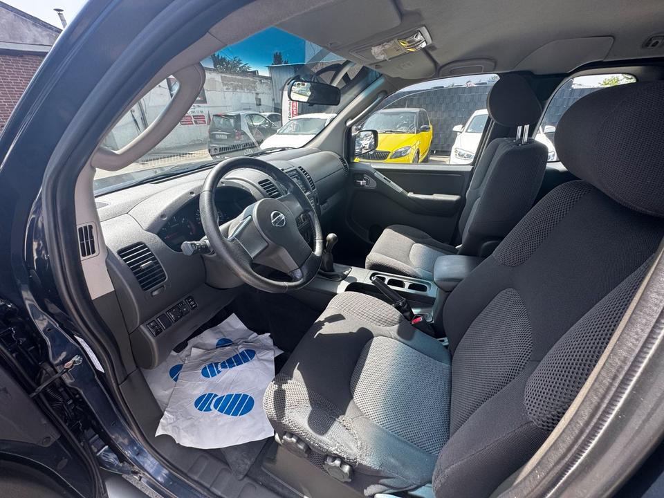 Nissan Navara Pickup King Cab XE 4X4 пробіг: 181000 рік: Mai 2007 Diesel потужність:190 PS коробка: Manuell ціна: 5000 - Фото 2