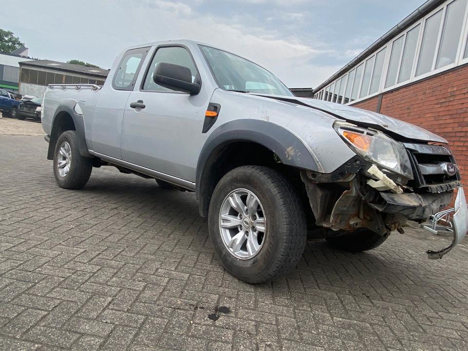 Ford Ranger Extrakabine 4X4 пробіг: 213000 рік: Mai 2011 Diesel потужність:143 PS коробка: Manuell ціна: 3600 - Фото 14