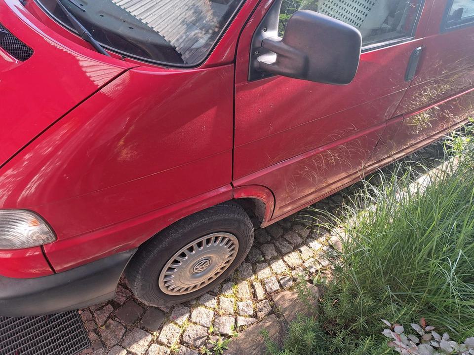 VW T4 Multivan пробіг: 335000 рік: Januar 2000 Diesel потужність:78 PS коробка: Manuell ціна: 3500 - Фото 3