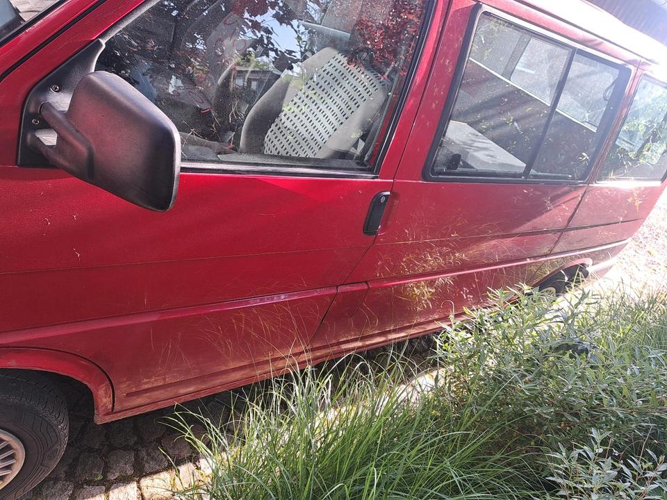 VW T4 Multivan пробіг: 335000 рік: Januar 2000 Diesel потужність:78 PS коробка: Manuell ціна: 3500 - Фото 4