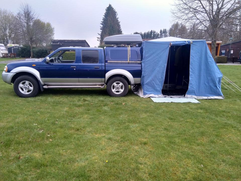 NISSAN Navara Pickup D22 пробіг: 251000 рік: Februar 2005 Diesel потужність:133 PS коробка: Manuell April 2026 ціна: 5850 - Фото 7