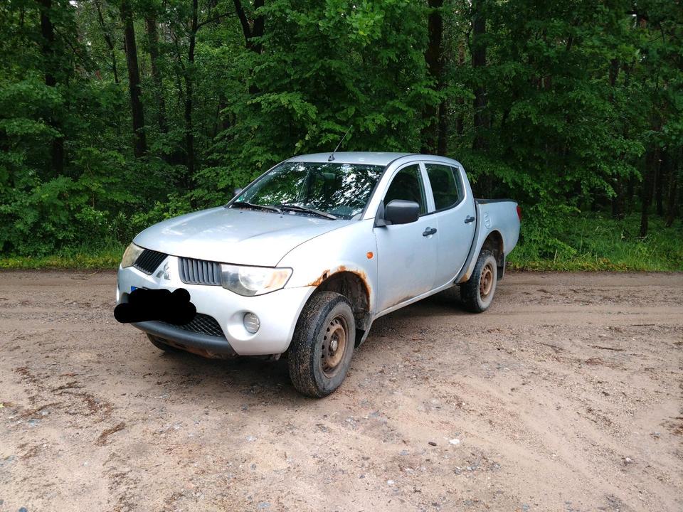 Mitsubishi L200 Pickup пробіг: 397500 рік: April 2007 Diesel потужність:136 PS ціна: 5250 - Фото 1
