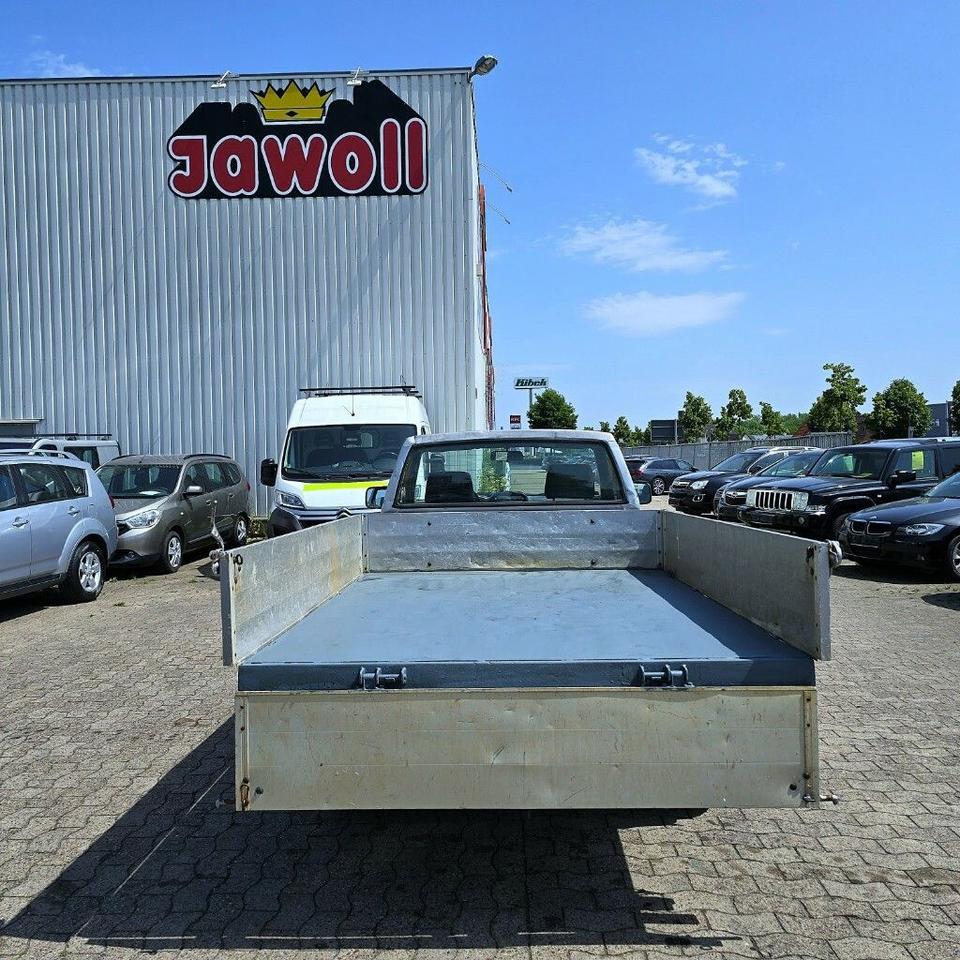 Nissan Navara DCI 4X4 пробіг: 148000 рік: November 2008 Diesel потужність:133 PS коробка: Manuell ціна: 4700 - Фото 11