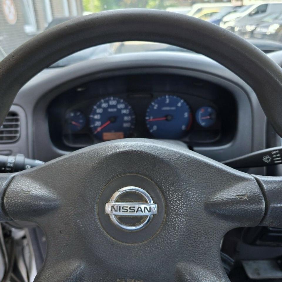 Nissan Navara DCI 4X4 пробіг: 148000 рік: November 2008 Diesel потужність:133 PS коробка: Manuell ціна: 4700 - Фото 16