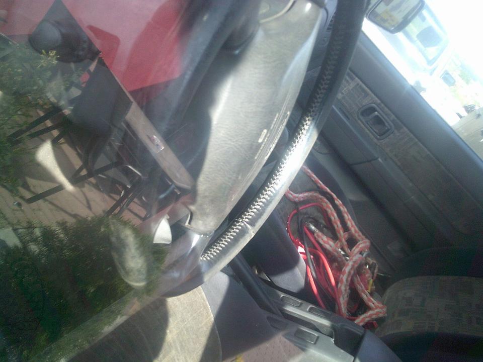 Nissan Navara 4x4 пробіг: 168500 рік: November 2000 Diesel потужність:103 PS коробка: Manuell ціна: 3690 - Фото 7