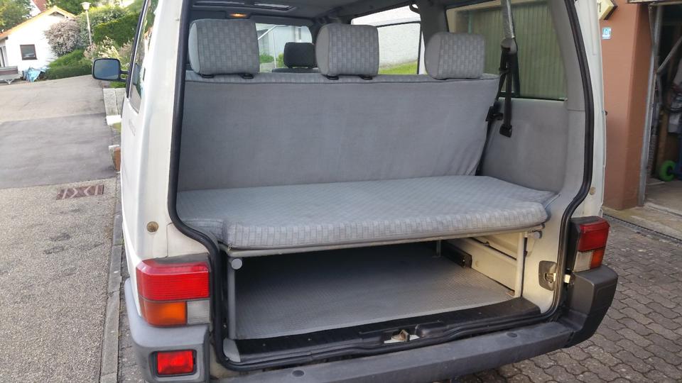 VW t4 Multivan mit H-Kennzeichen пробіг: 286300 рік: Januar 1993 Diesel потужність:78 PS коробка: Manuell ціна: 3500 - Фото 3