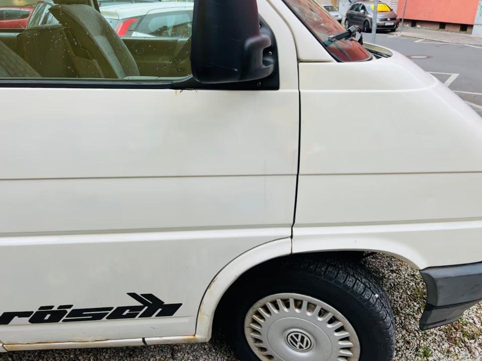 VW t4 Multivan mit H-Kennzeichen пробіг: 286300 рік: Januar 1993 Diesel потужність:78 PS коробка: Manuell ціна: 3500 - Фото 8