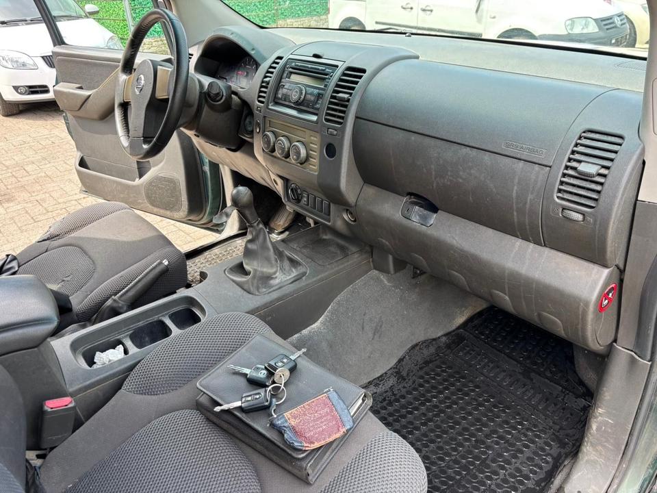 Nissan Navara Pickup Double Cab SE 4X4* 1 Hand** пробіг: 222000 рік: April 2009 Diesel потужність:171 PS коробка: Manuell ціна: 5999 - Фото 8