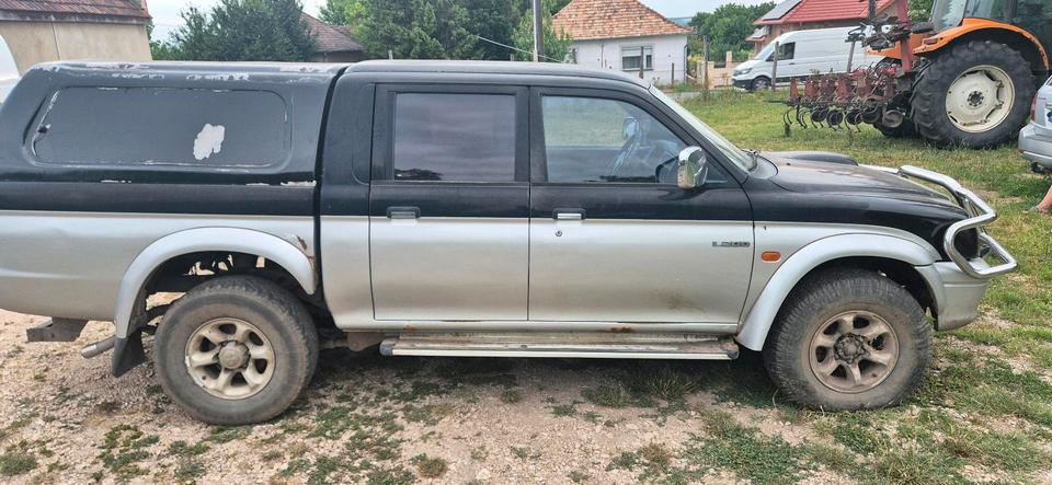 Надійний джип Mitsubishi L200 пробіг: 380800 рік: Februar 2004 Diesel потужність:116 PS коробка: Manuell ціна: 2500 - Фото 3