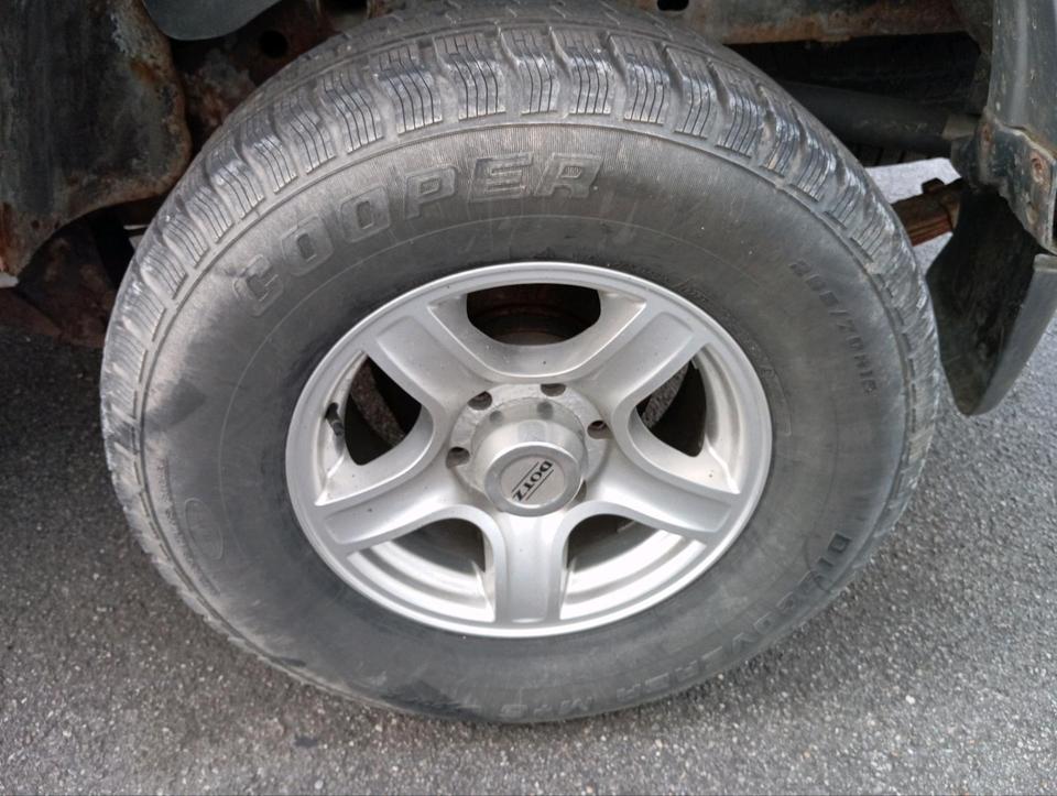 Mitsubishi L 200 Pickup пробіг: 298000 рік: Januar 2003 Diesel потужність:116 PS коробка: Manuell ціна: 3999 - Фото 11