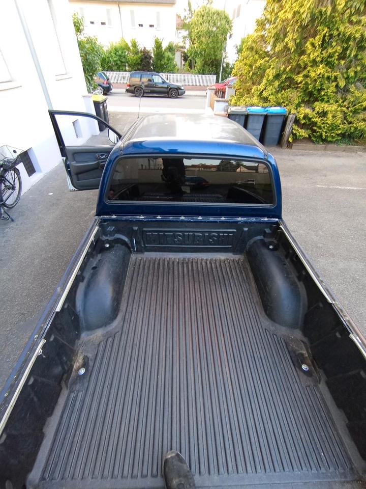 Mitsubishi L 200 Pickup пробіг: 298000 рік: Januar 2003 Diesel потужність:116 PS коробка: Manuell ціна: 3999 - Фото 7