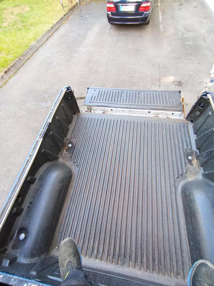 Mitsubishi L 200 Pickup пробіг: 298000 рік: Januar 2003 Diesel потужність:116 PS коробка: Manuell ціна: 3999 - Фото 8