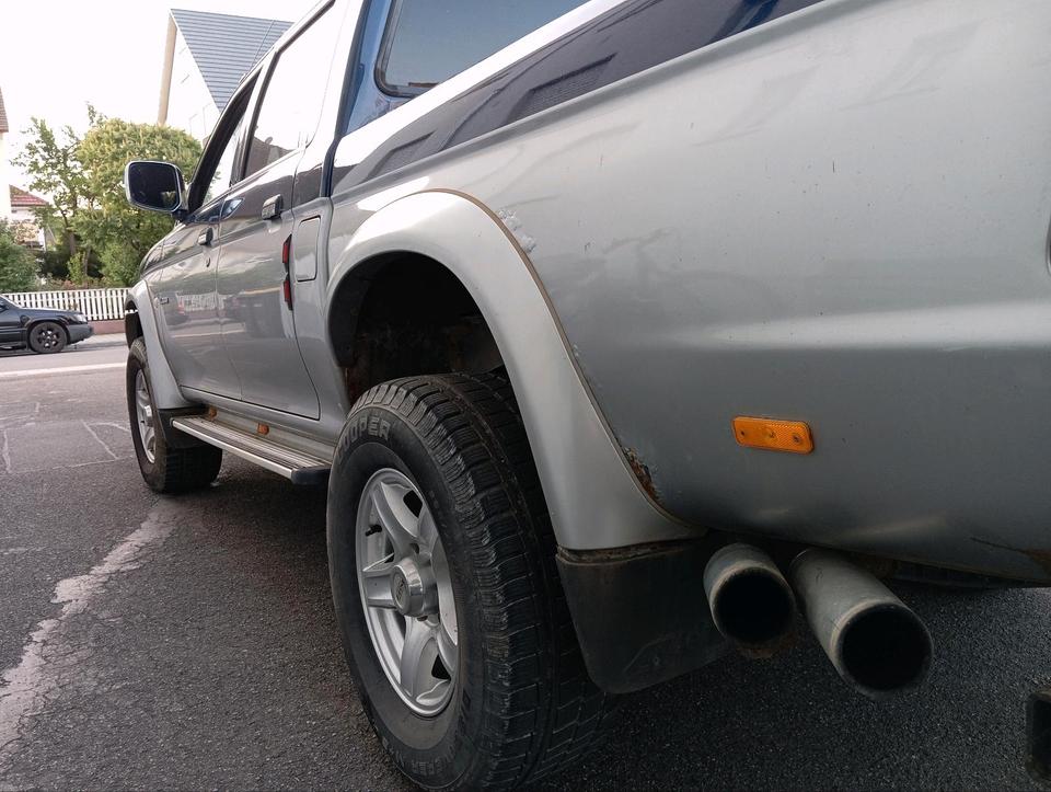 Mitsubishi L 200 Pickup пробіг: 298000 рік: Januar 2003 Diesel потужність:116 PS коробка: Manuell ціна: 3999 - Фото 9