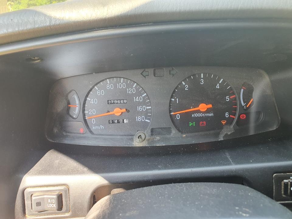 Mitsubishi L200 пробіг: 87000 рік: Januar 2004 Diesel потужність:116 PS коробка: Manuell ціна: 3900 - Фото 7