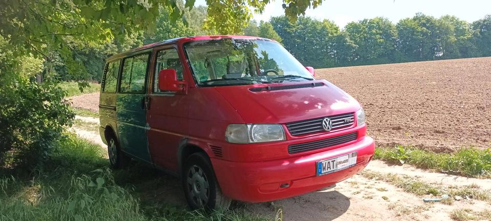 VW, T4, Multivan, machen Sie ein Angebot пробіг: 365000 рік: März 1997 Diesel коробка: Manuell ціна: 2500 - Фото 0