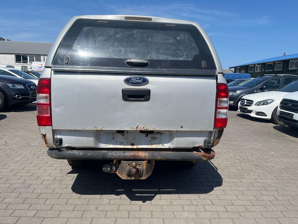 Ford Ranger Doppelkabine 4X4 XL пробіг: 234427 рік: November 2008 Diesel потужність:143 PS коробка: Manuell ціна: 3700 - Фото 5